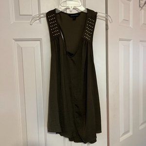 Olive Rock & Republic Tank